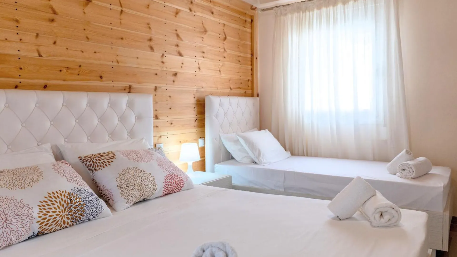 Dajana Apartments Ksamil 0*,