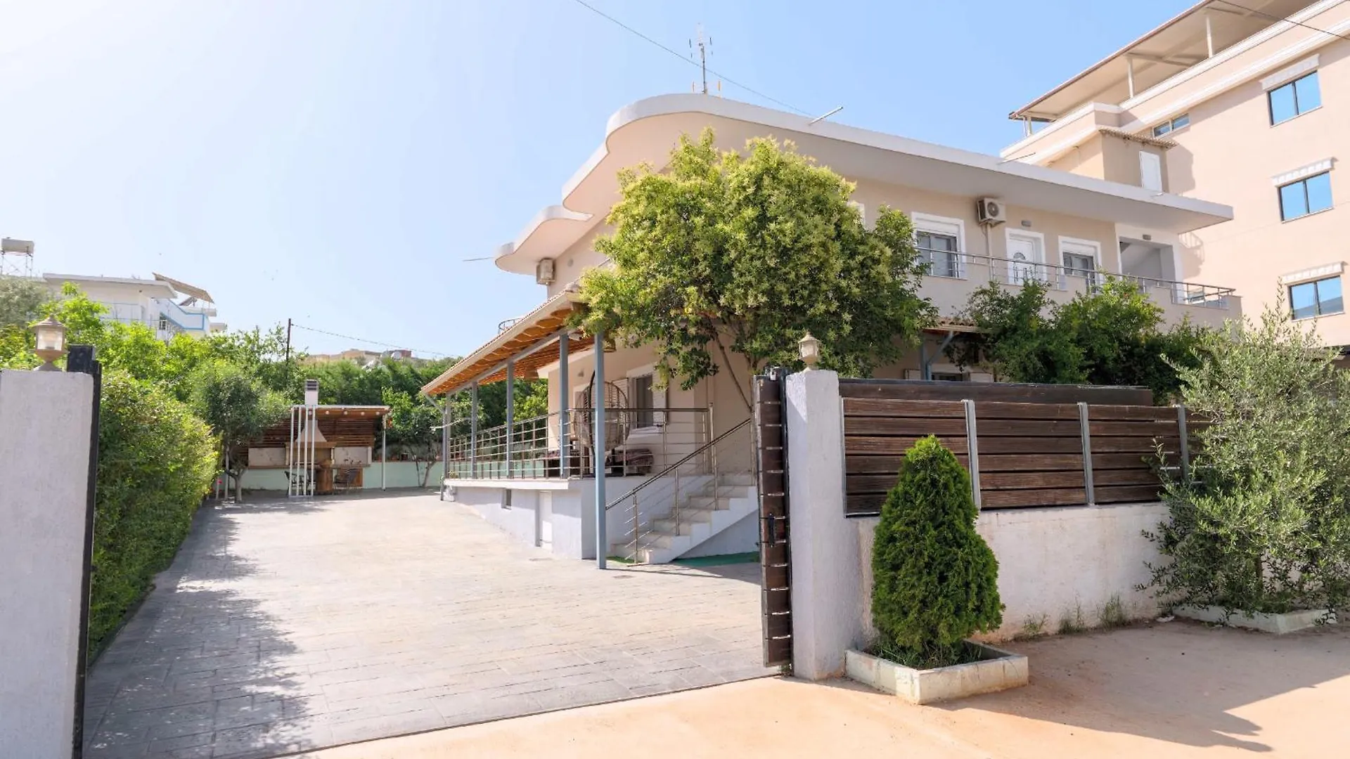Dajana Apartments Ksamil 0*,  Albania